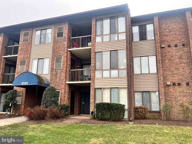 Building Photo - 8141 Needwood Rd