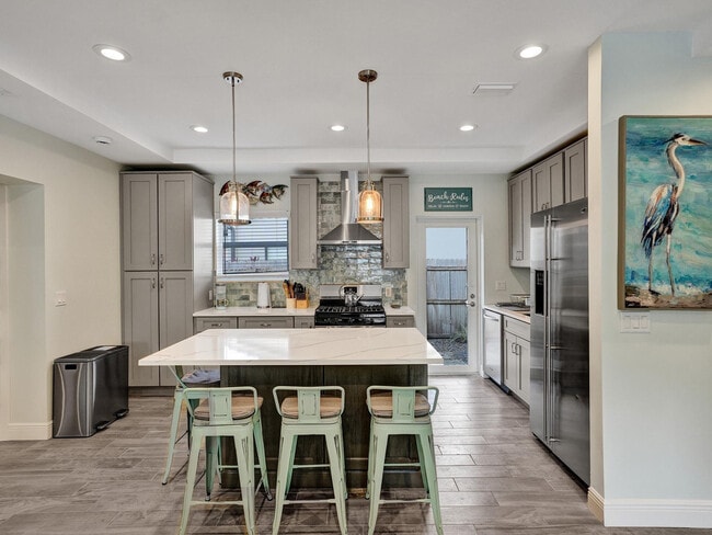 Building Photo - 937 SW 17th St