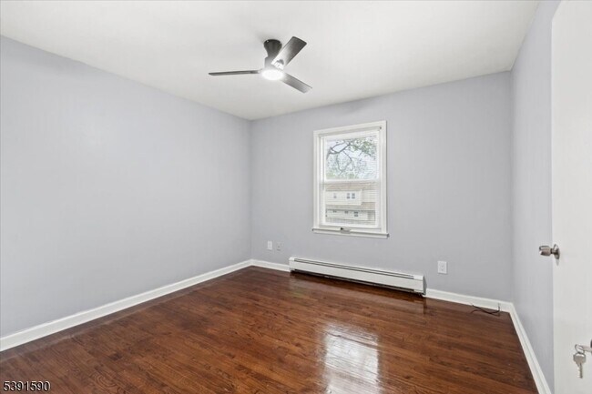 Building Photo - 1034 Burnet Ave