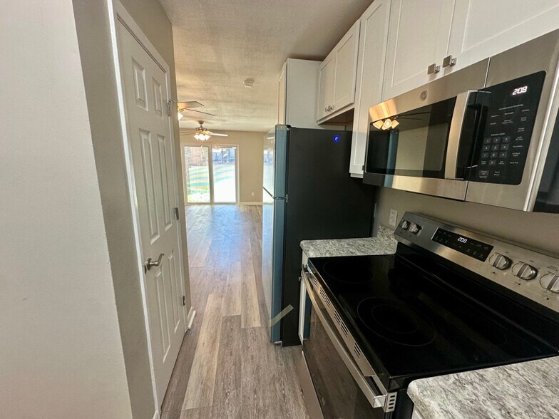 Building Photo - 6307 Jack St