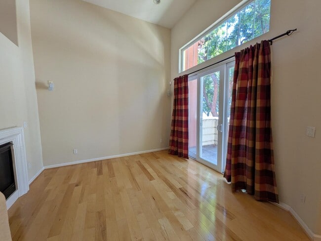 Building Photo - 4086 Crandall Cir