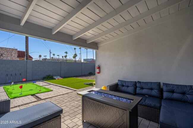 Building Photo - 7405 E Almeria Rd
