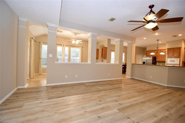 Building Photo - 3106 Rainbow Ct