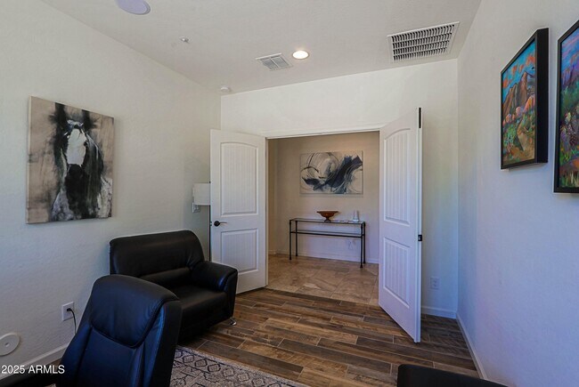 Building Photo - 18004 E Silver Sage Ln