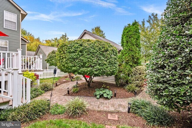 Building Photo - 42968 Chesterton St