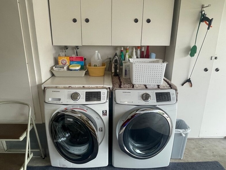 Building Photo - 250 Vista Montana Way