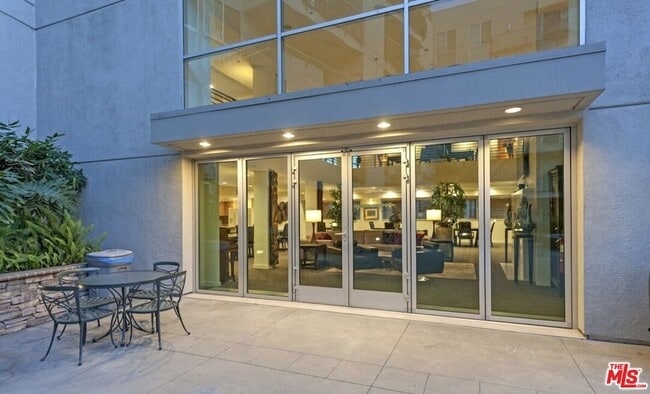 Building Photo - 267 San Pedro St