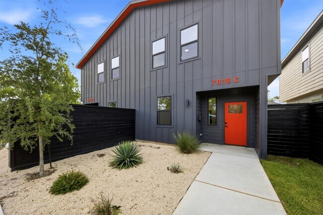 Building Photo - 7818 Hanfro Ln