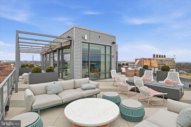 Building Photo - 1201 N Royal St