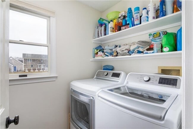 Building Photo - 45 Windstone Dr