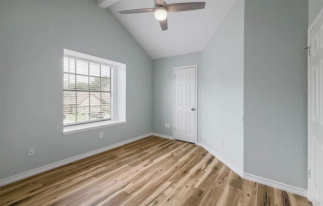 Building Photo - 2501 Autrey Dr