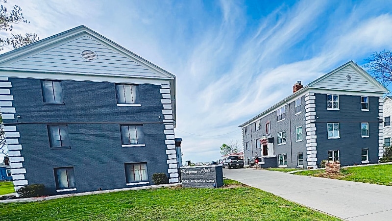Building Photo - 1163 E Erie Ave