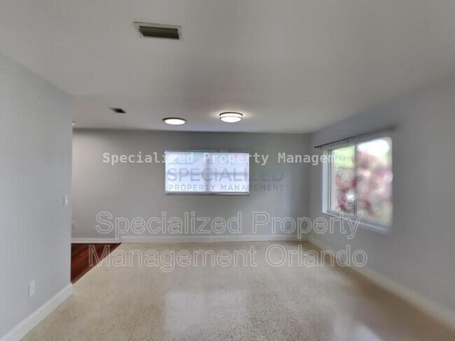 Building Photo - 1250 Henry Balch Dr