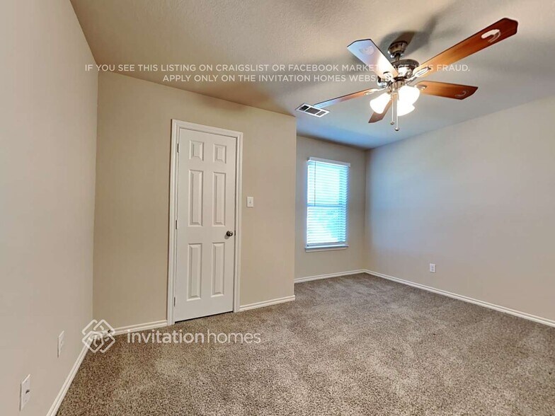 Building Photo - 1804 Wickham Dr