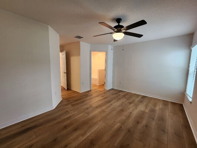 Building Photo - 11910 Winterset Cove Dr