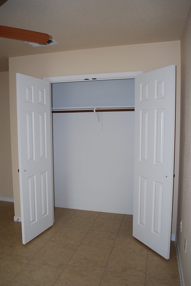 Building Photo - 1700Tru