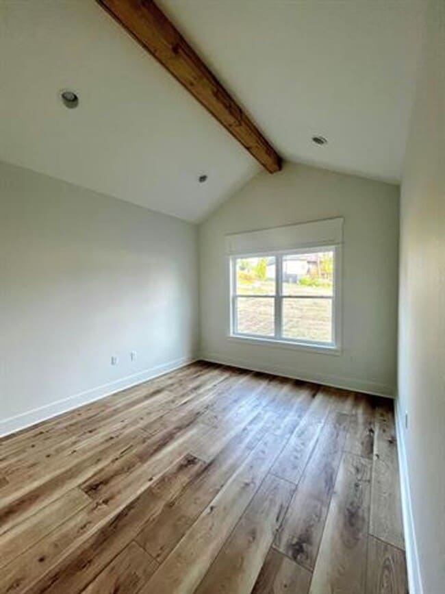 Building Photo - 160 Caurel Cir