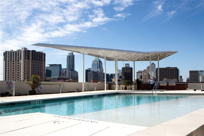Building Photo - Incredible 2-Bedroom Condo at the Tyndall ...
