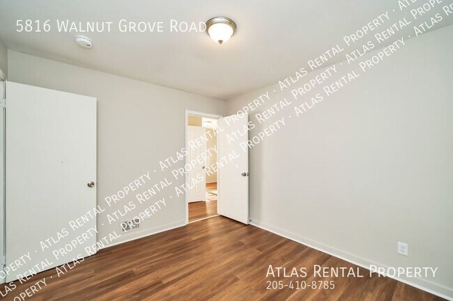 Building Photo - 5816 Walnut Grove Rd
