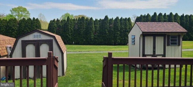 Building Photo - 433 Carmarthen Ct