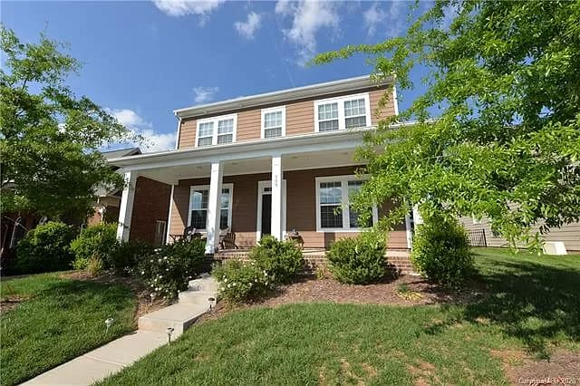 Primary Photo - 109 Grayfox Dr
