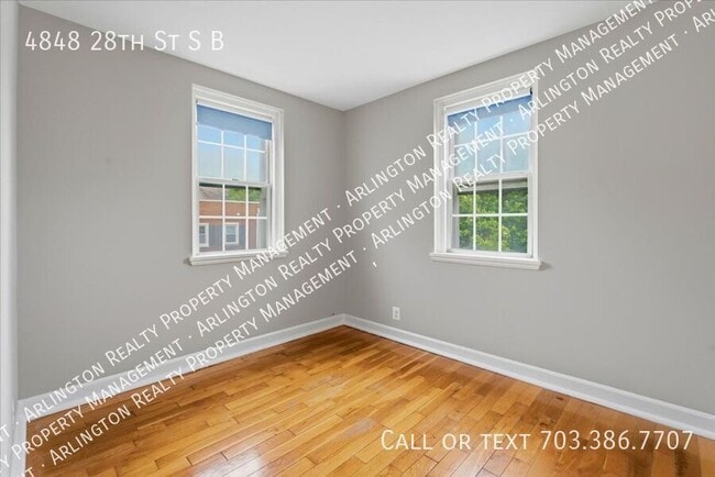 Building Photo - 4848 S 28th St