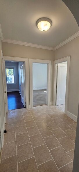 Foyer - 544 Joralemon St