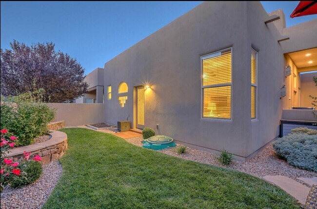 Building Photo - 6531 Agave Verde Way NE