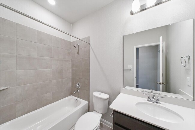 Building Photo - 21727 Reserve Ranch Trl