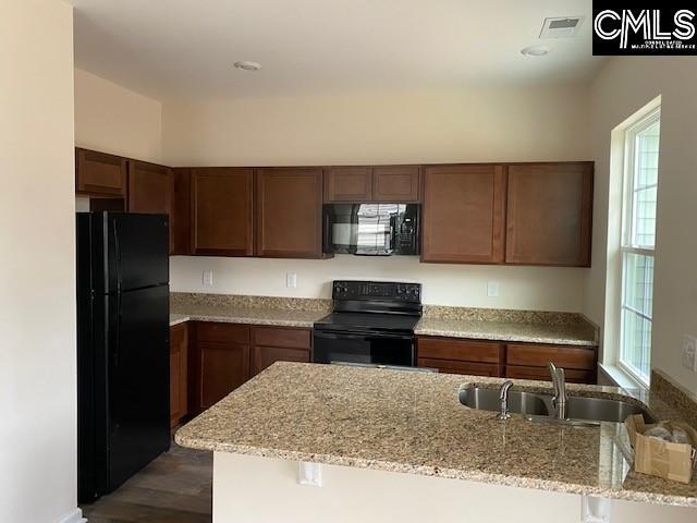 Building Photo - 221 Bluewing Dr