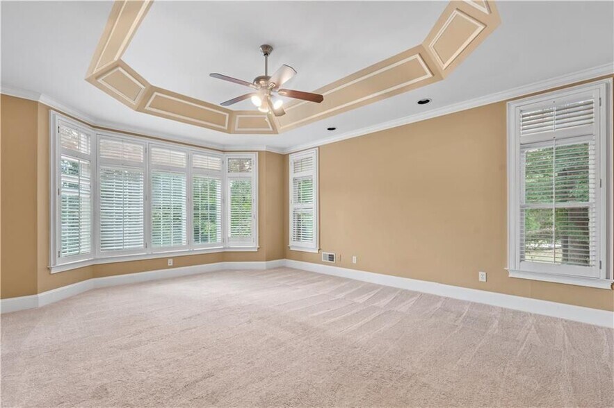 Building Photo - 235 Smokerise Trce