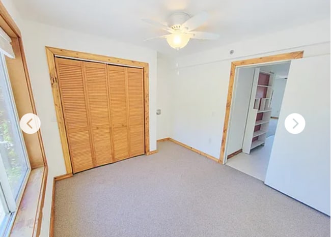 Building Photo - Spacious upper 3-bedroom unit with 2 full ...