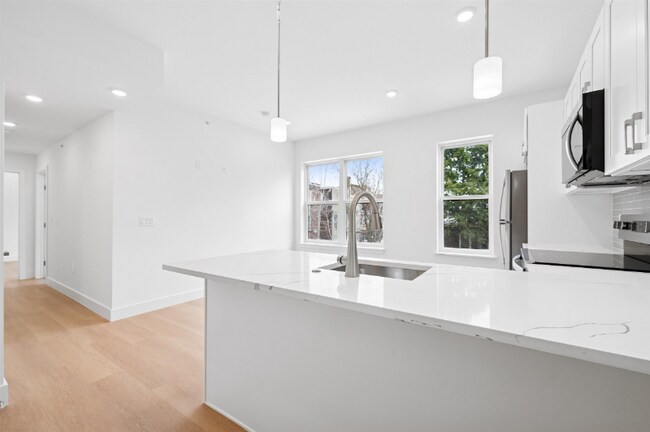 Building Photo - 3637 N 16th St