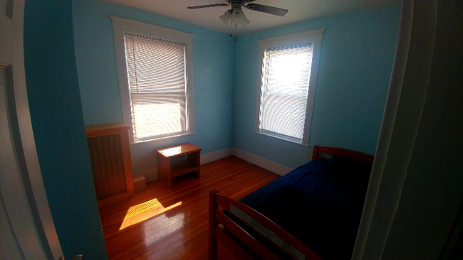 Primary Photo - 44 Woodbine St