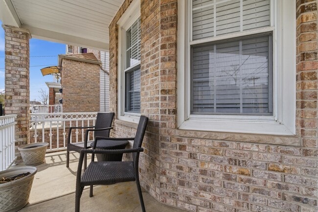 Building Photo - 187 Avenue C