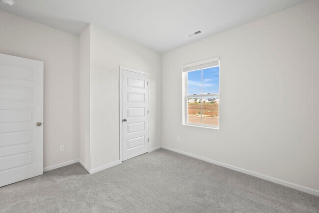 Building Photo - Move-In Specials Available! Brand-New Home in Ross Farms!