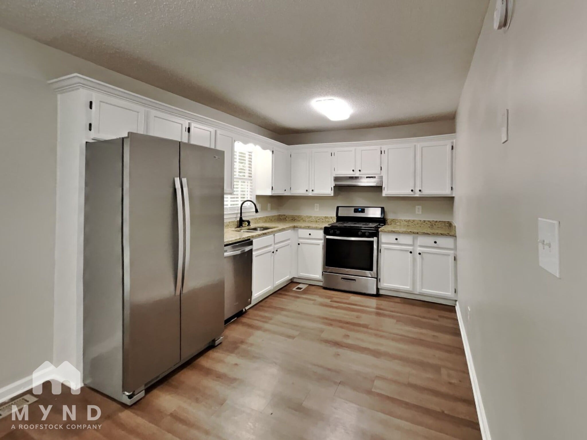 Building Photo - 258 Cove Rd