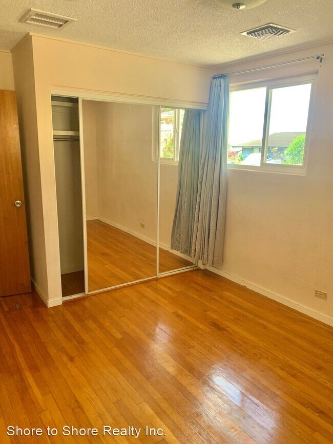 Building Photo - 3 br, 2.5 bath House - 2144 Kolo Place