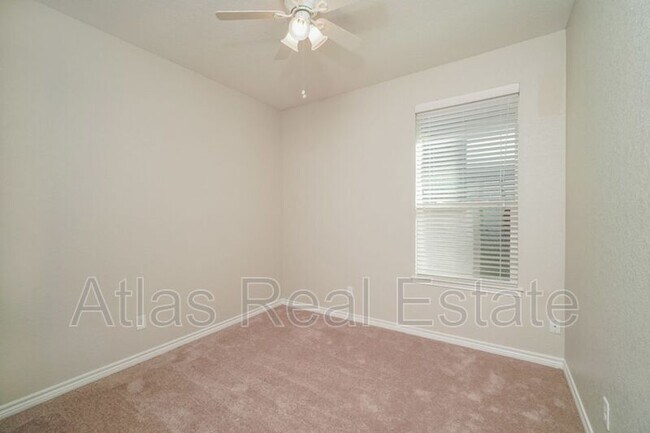 Building Photo - 4711 Montrose Wood