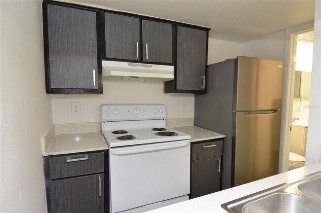 Building Photo - 5006 Moro Manor Dr