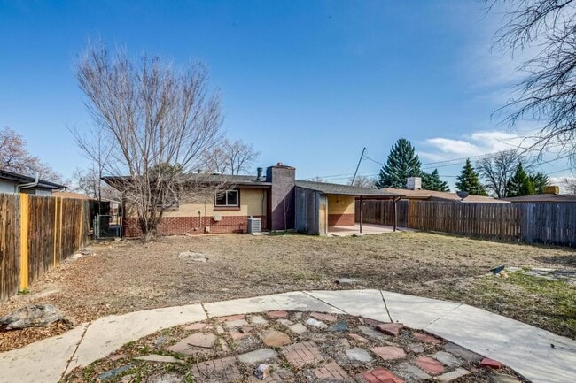 Building Photo - 7101 Wolff St