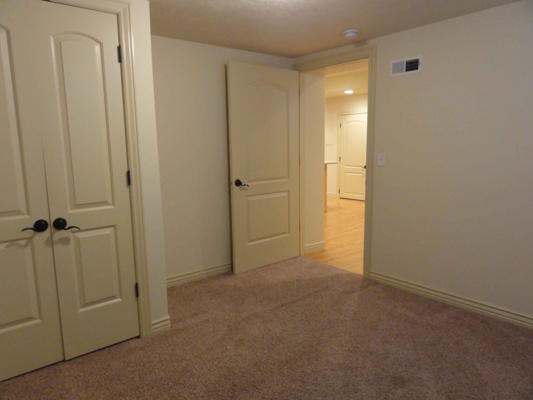 Building Photo - 8687 S Cajean Cir