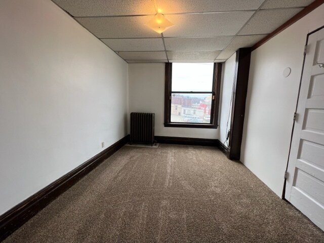 Building Photo - 303 Clay Ave
