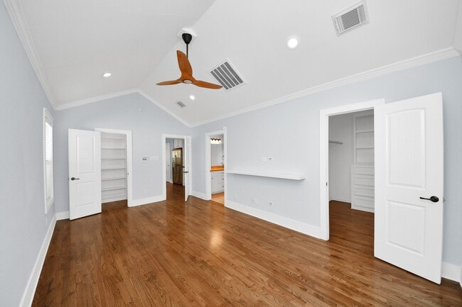 Building Photo - 509 Vincent St