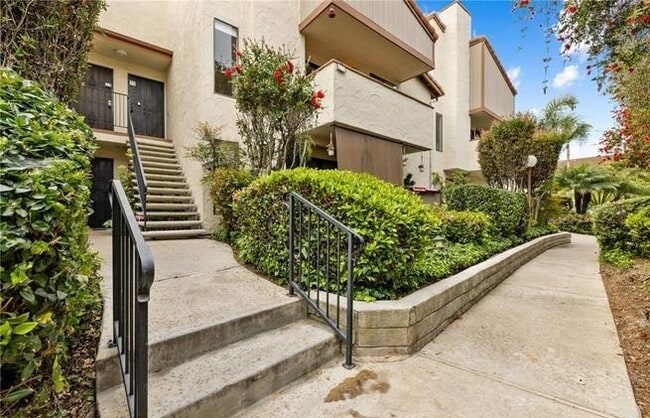 Building Photo - 110 N 2nd Ave