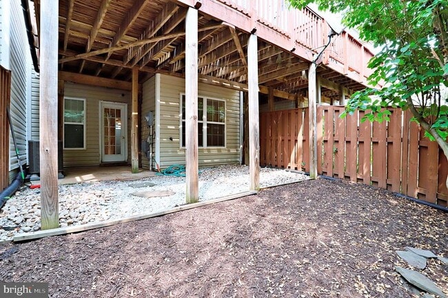 Building Photo - 8239 Singleleaf Ln