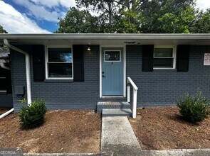 Building Photo - 418 Walter St