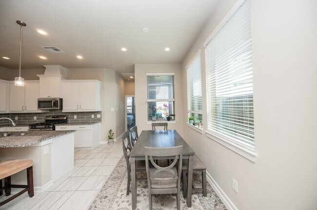 Building Photo - 1539 Rustling Creek Dr