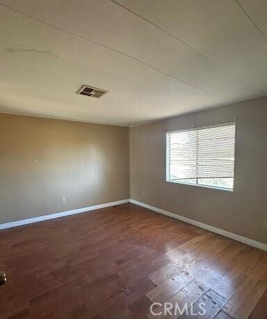 Building Photo - 21180 Mazie Ave