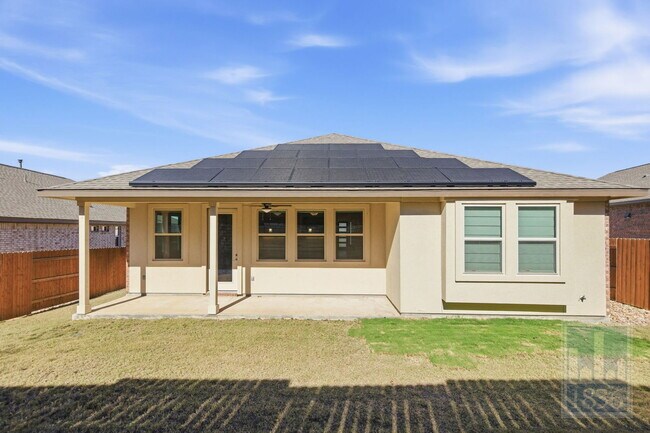 Building Photo - 19312 Fernando Trl